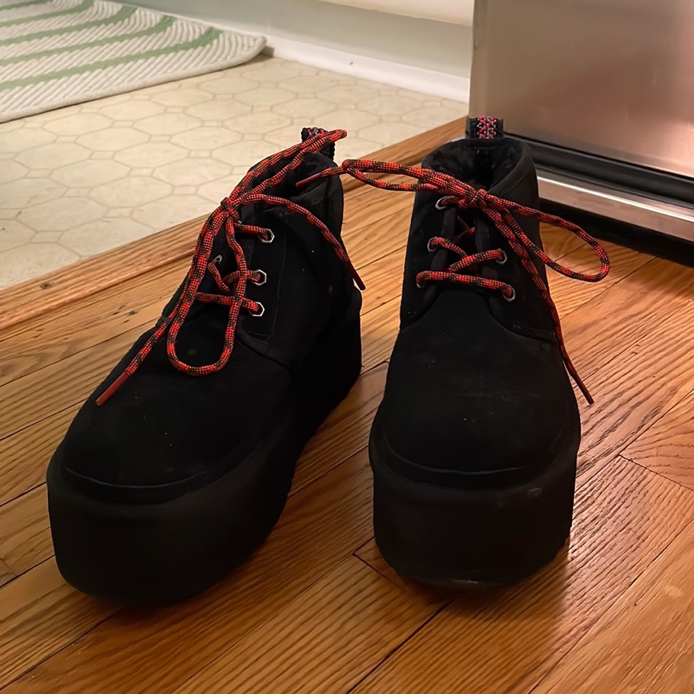 Black Platform Ugg Boots